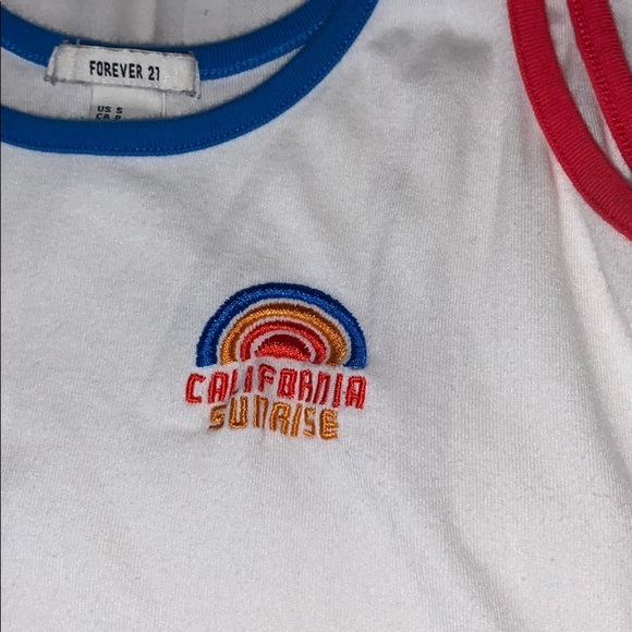 White cropped tank top - Picture 2 of 3